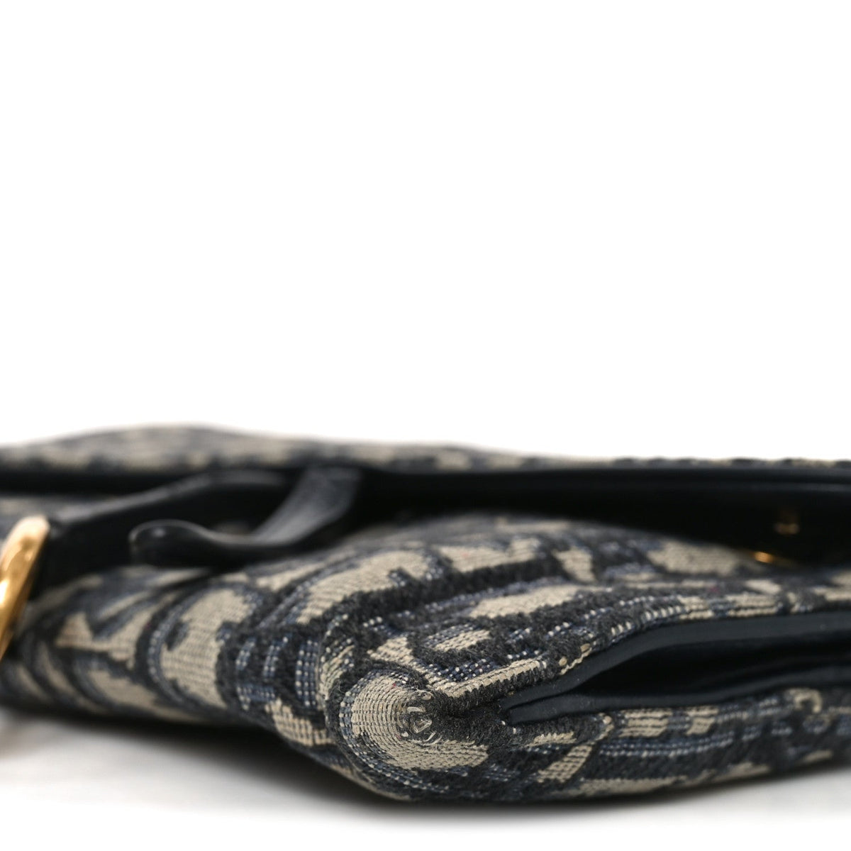 Oblique Small Saddle Chain Pouch Blue wholesalehk.shop