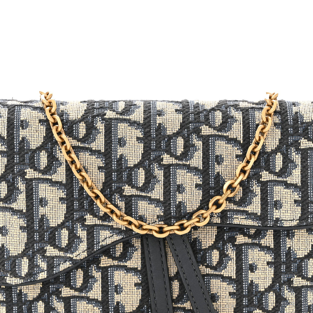 Oblique Saddle Chain Long Wallet Blue wholesalehk.shop