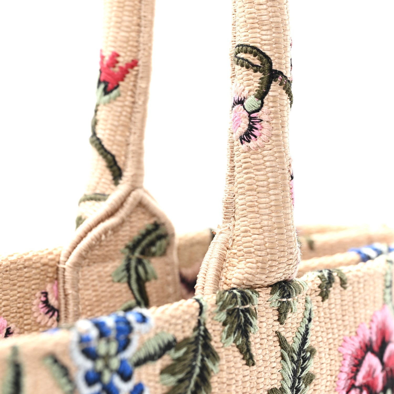 Raffia Embroidered Petites Fleurs Medium Book Tote Natural £¨ Direct shipment via from wholesalehk.shop