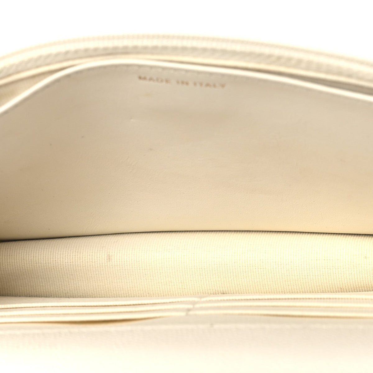 Shiny Caviar Quilted Flap Charm Wallet On Chain WOC White wholesalehk.shop