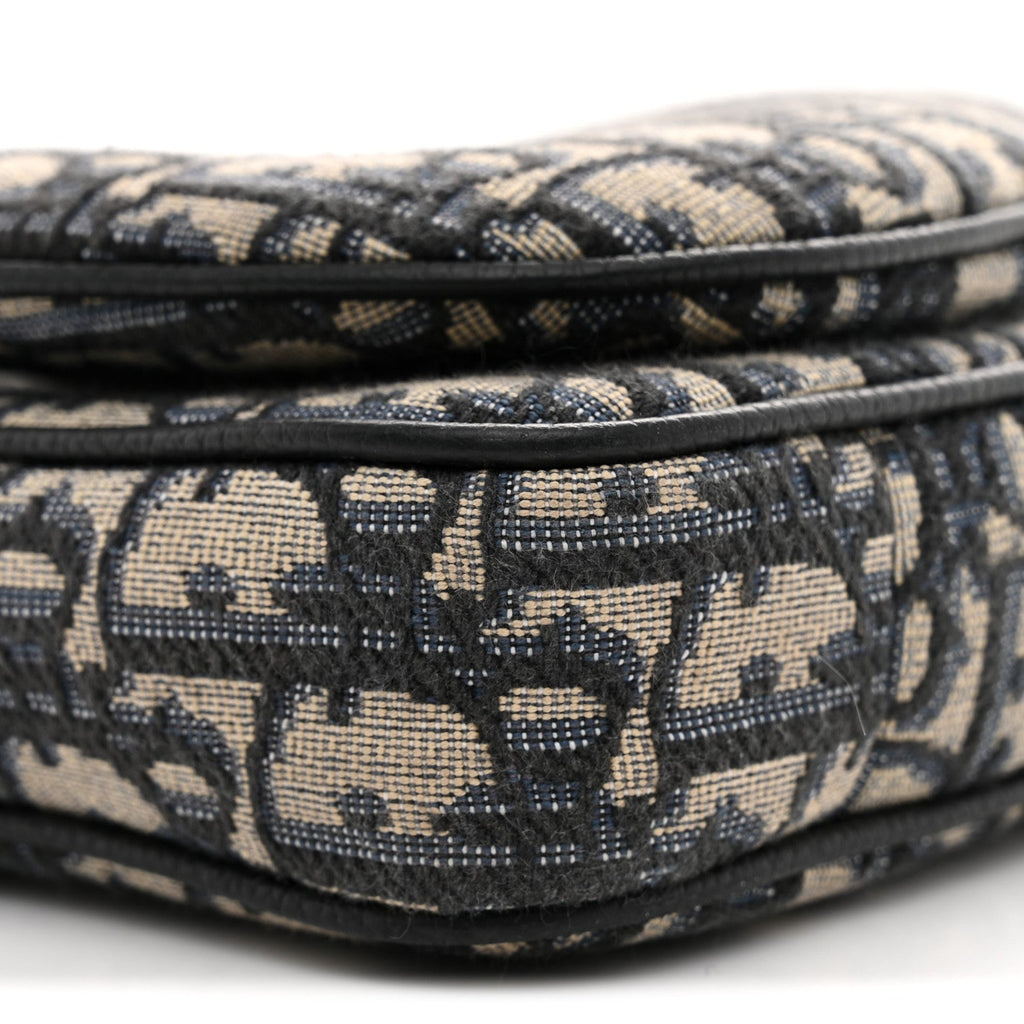Oblique Saddle Triple Pouch Navy Blue wholesalehk.shop