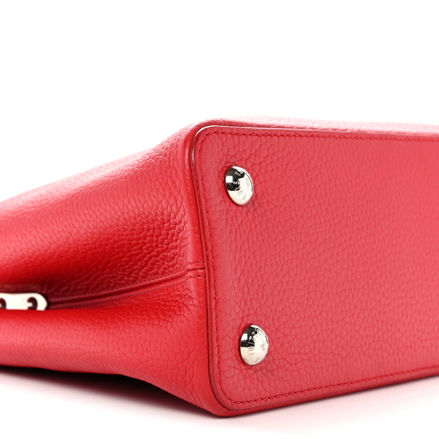 Taurillon Capucines PM Rubis £¨ Direct shipment via from wholesalehk.shop