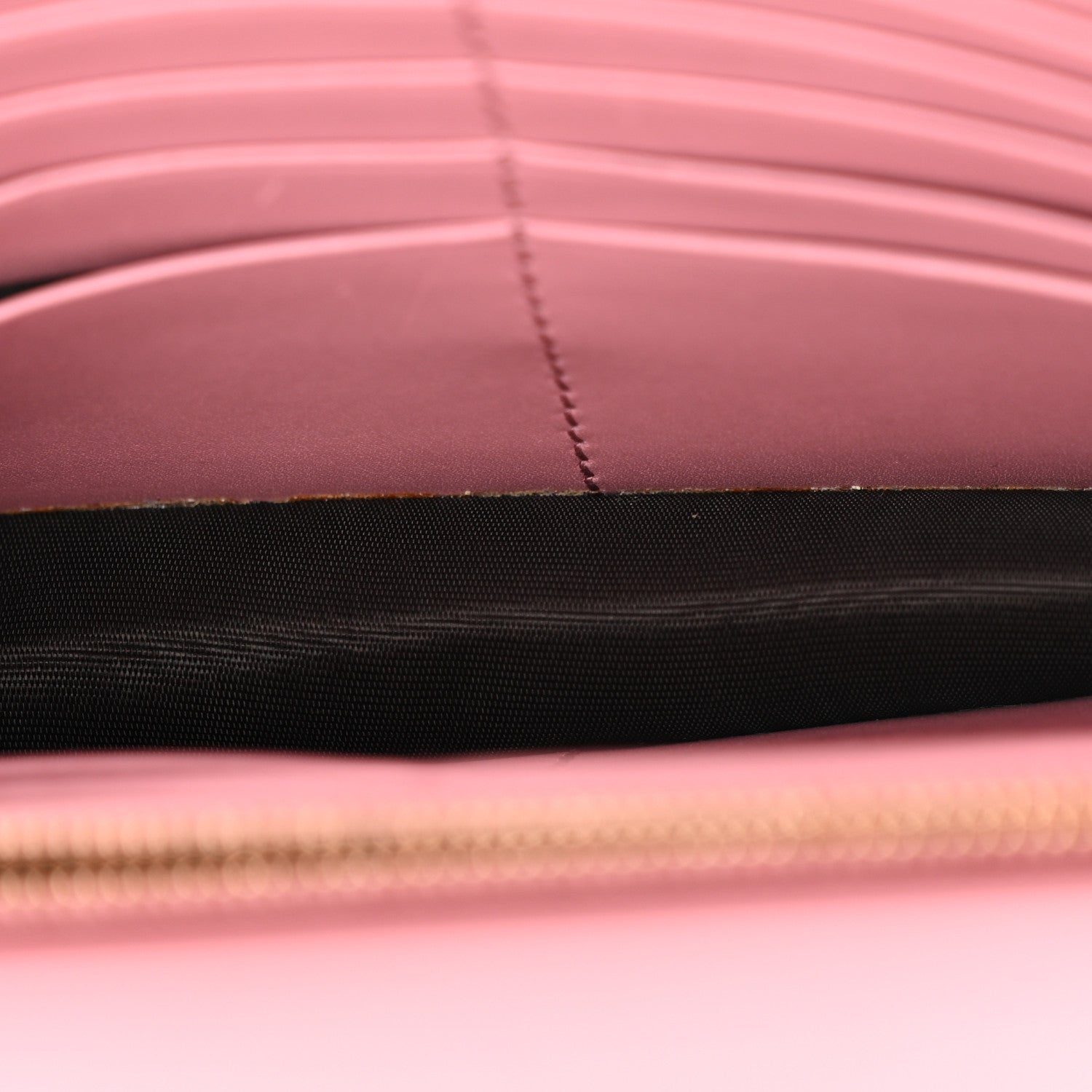 Guccissima Icon Chain Wallet Carmine Rose £¨ Direct shipment via from wholesalehk.shop