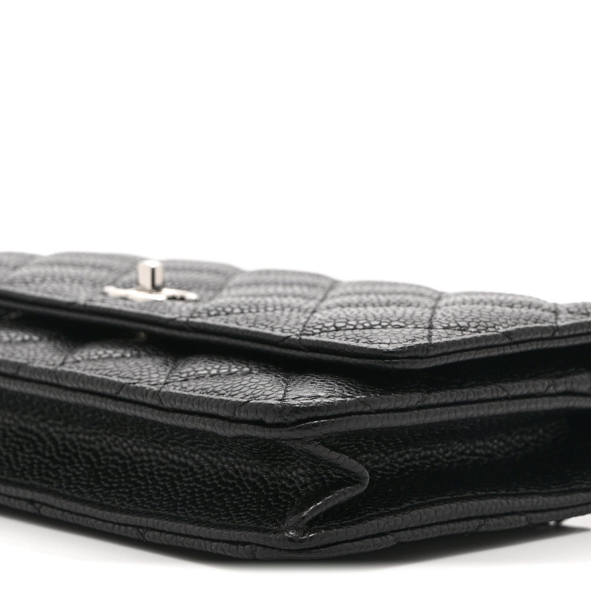 Caviar Quilted CC Turnlock Wallet On Chain WOC Black wholesalehk.shop