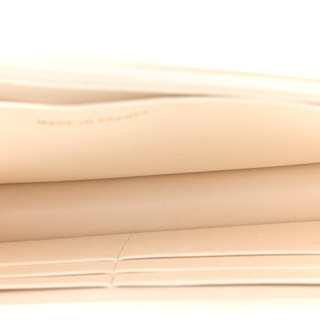 Lambskin Quilted Frame Wallet On Chain WOC White wholesalehk.shop
