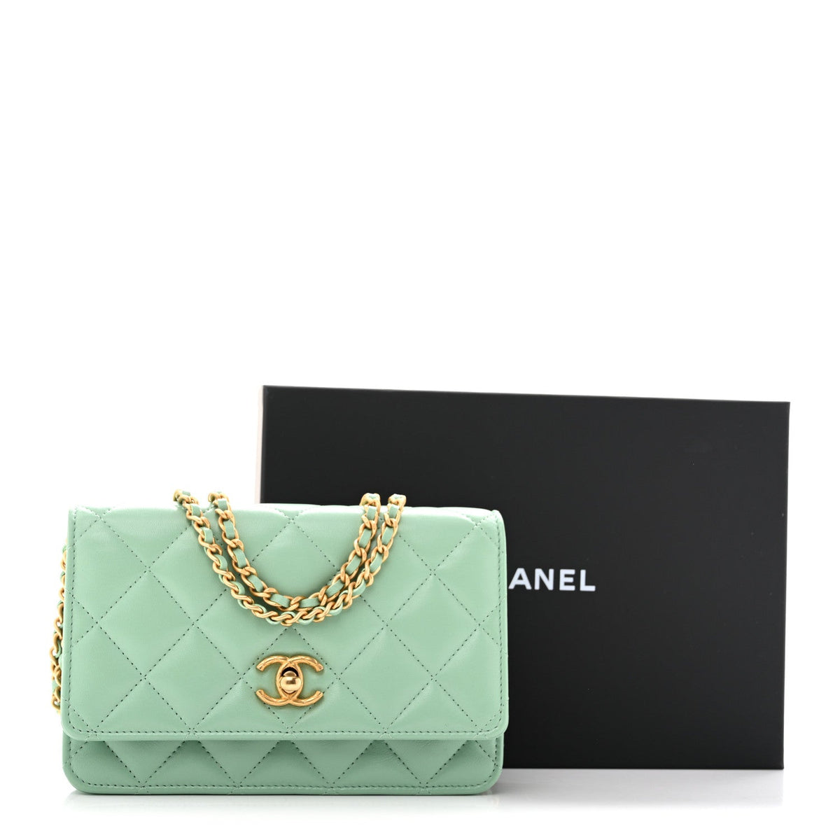 Lambskin Quilted Logo WOC Wallet On Chain Green wholesalehk.shop