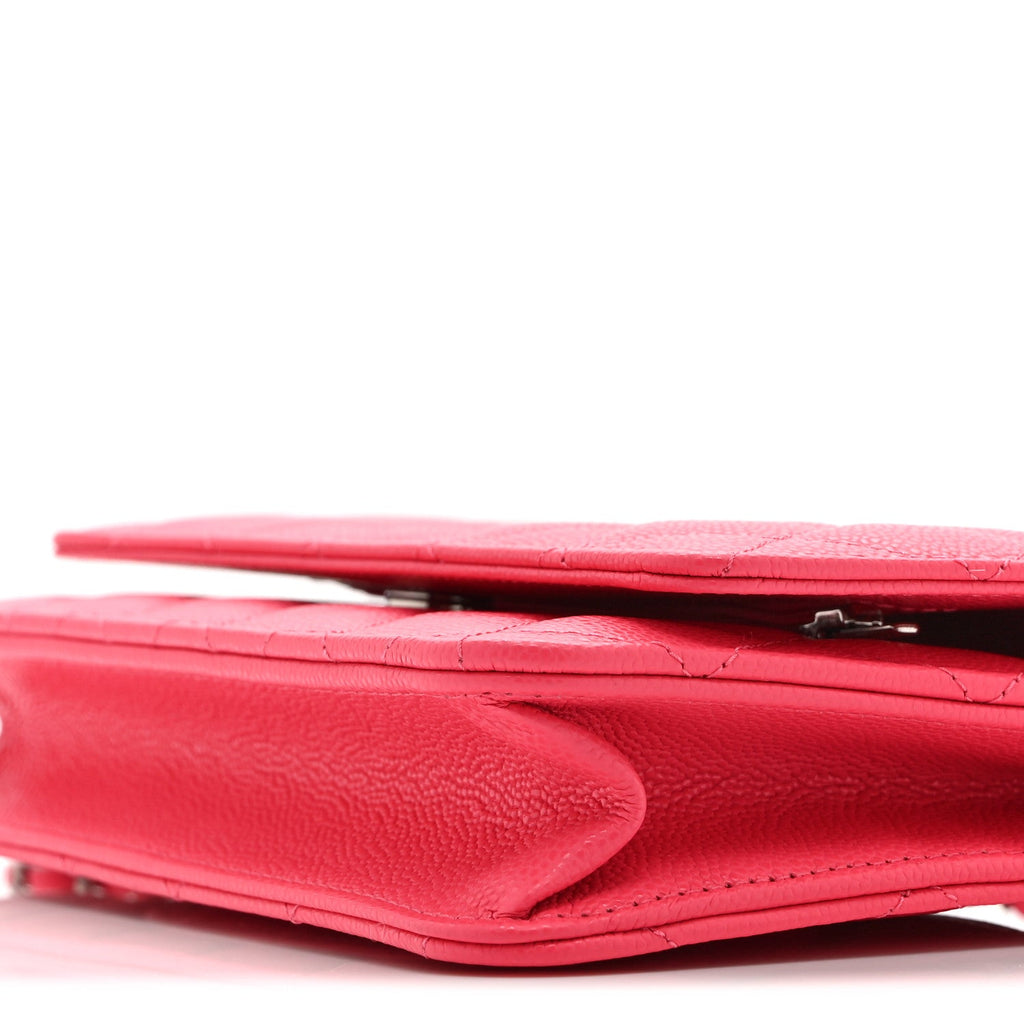 Caviar Quilted Wallet On Chain WOC Dark Pink wholesalehk.shop