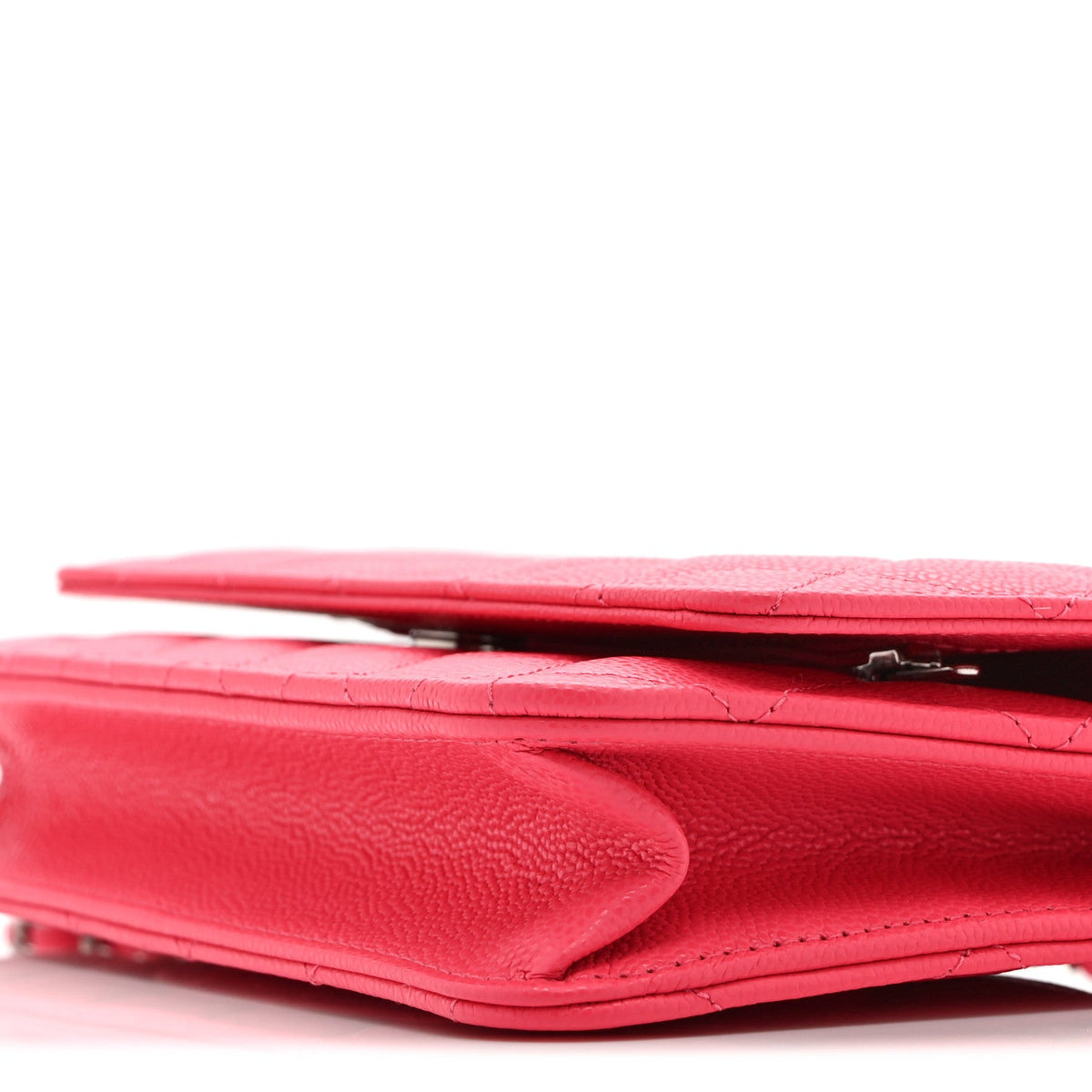 Caviar Quilted Wallet On Chain WOC Dark Pink wholesalehk.shop