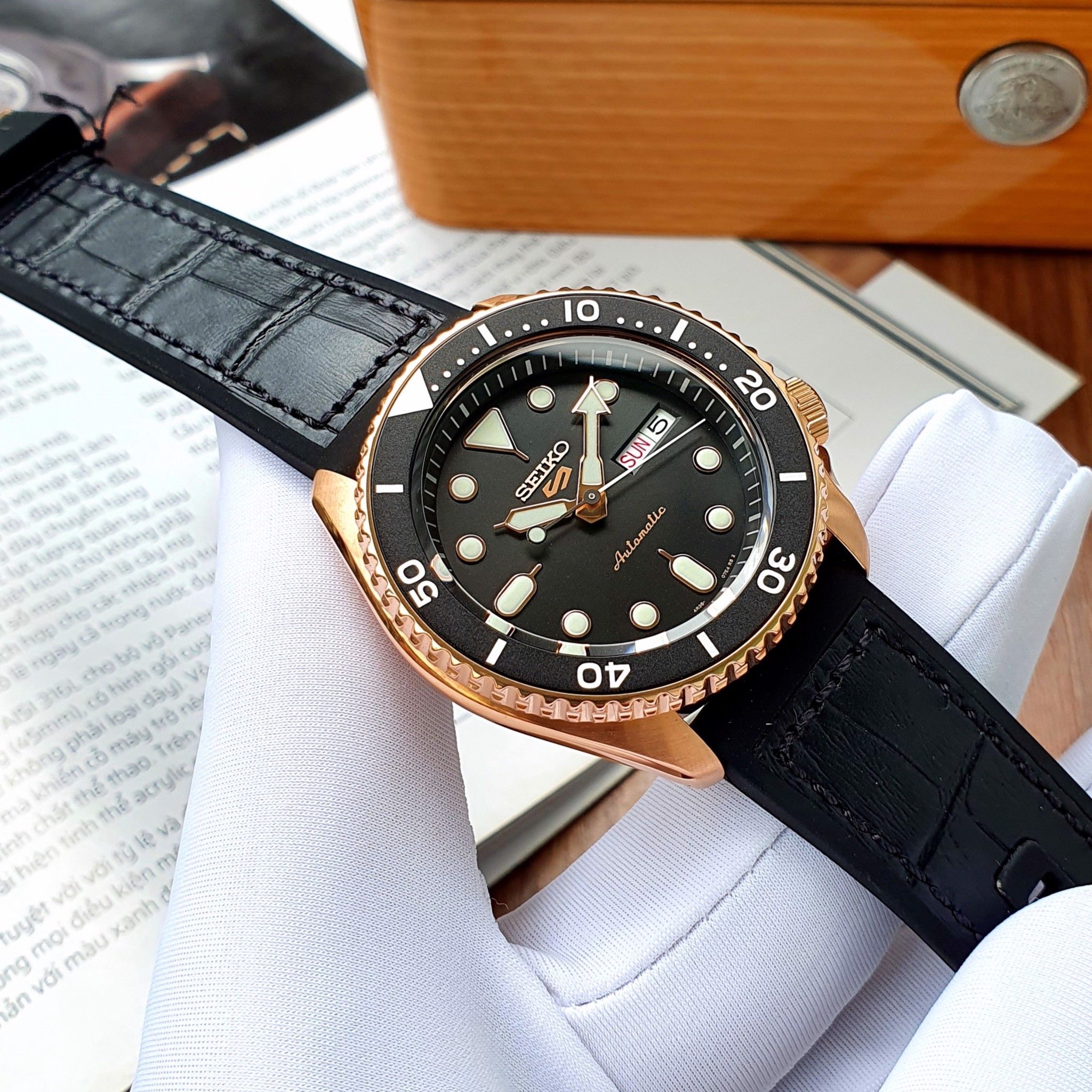 Seiko 5 Sport SKX Automatic Black Dial Black Silicone Strap Watch For Men - SRPD76K1 wholesalehk.shop