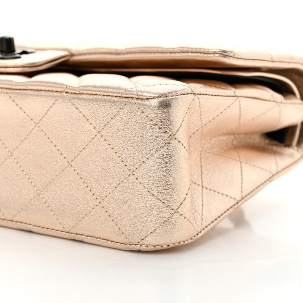 Metallic Lambskin Quilted Medium Double Flap Gold Black wholesalehk.shop