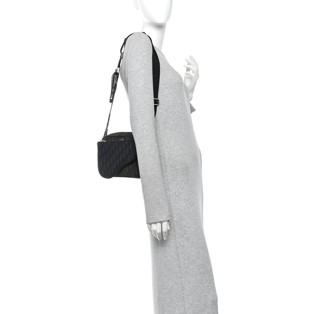 Oblique Saddle Triple Pouch Black wholesalehk.shop