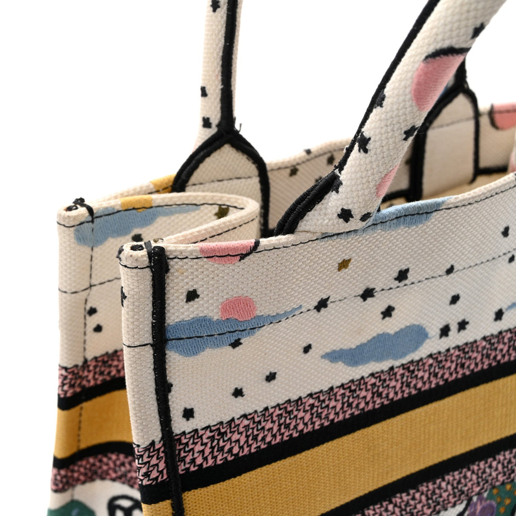 Canvas Embroidered Ciel De Reve Small Book Tote Latte Multicolor £¨ Direct shipment via from wholesalehk.shop