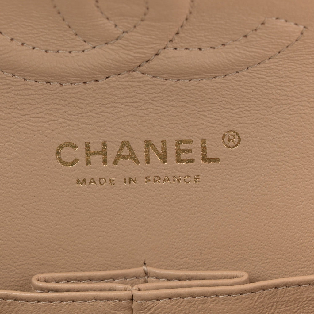 Caviar Quilted Medium Double Flap Beige wholesalehk.shop