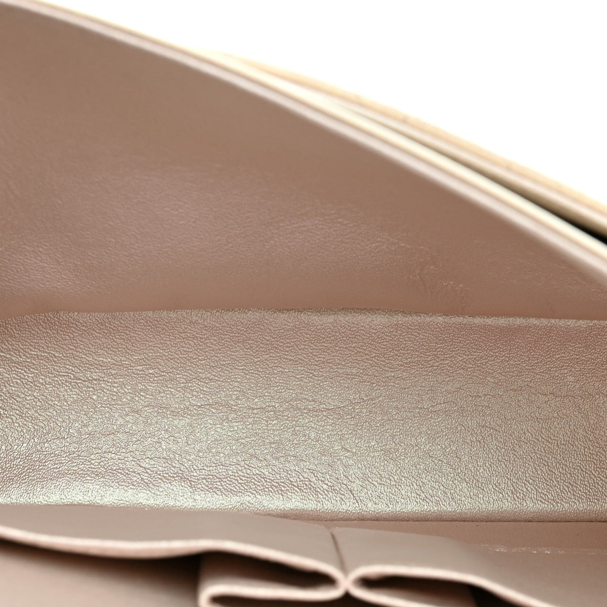 Iridescent Lambskin Quilted Medium Double Flap Ivory wholesalehk.shop