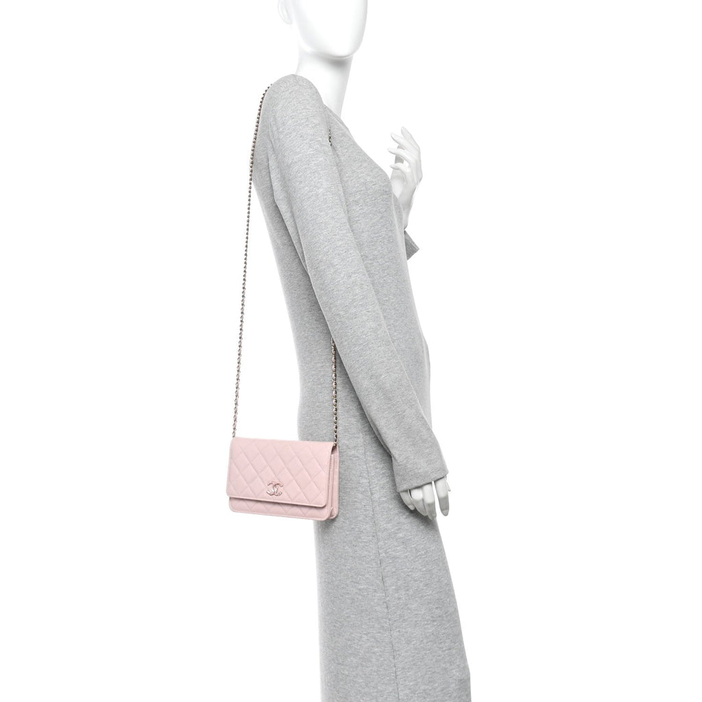 Caviar Quilted Crystal Enamel CC Wallet On Chain WOC Light Pink wholesalehk.shop