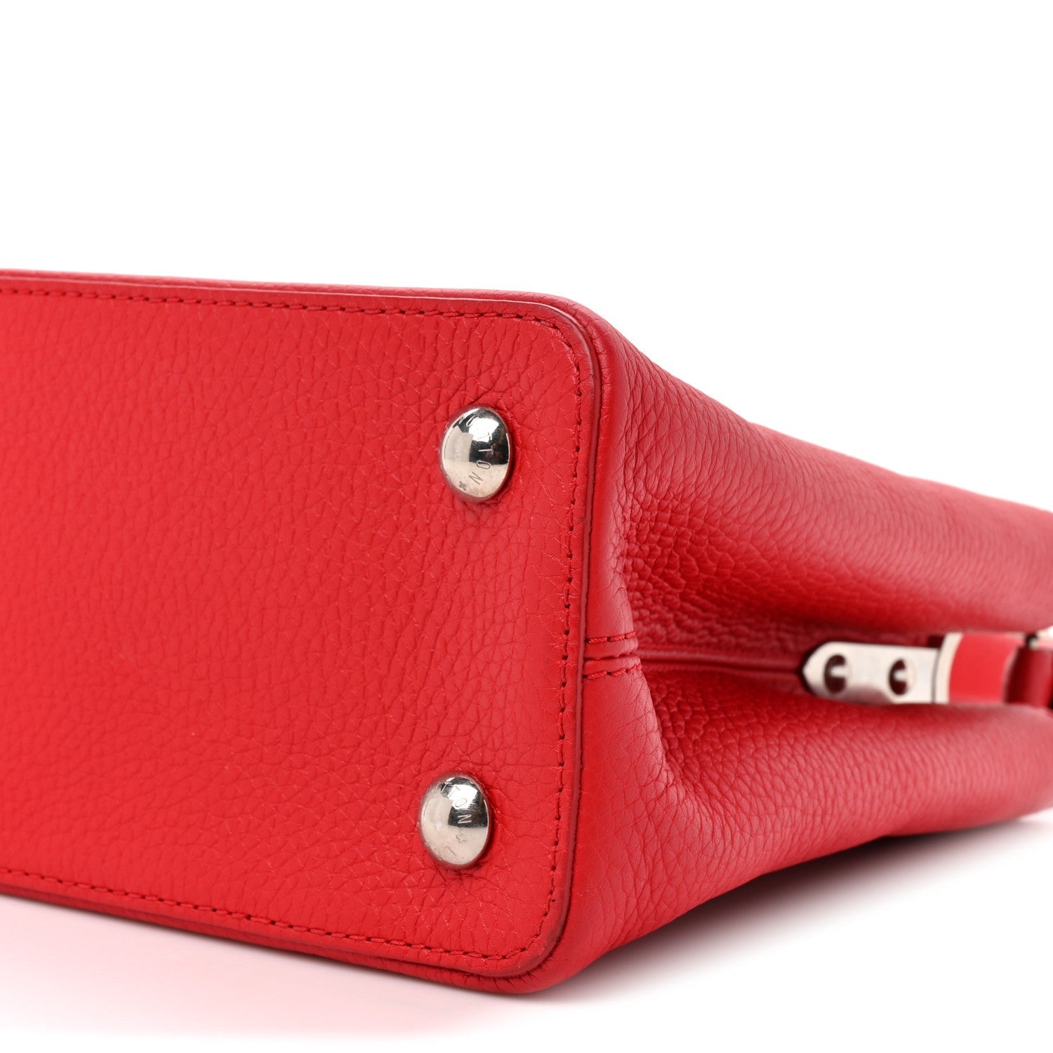 Taurillon Capucines PM Rubis £¨ Direct shipment via from wholesalehk.shop