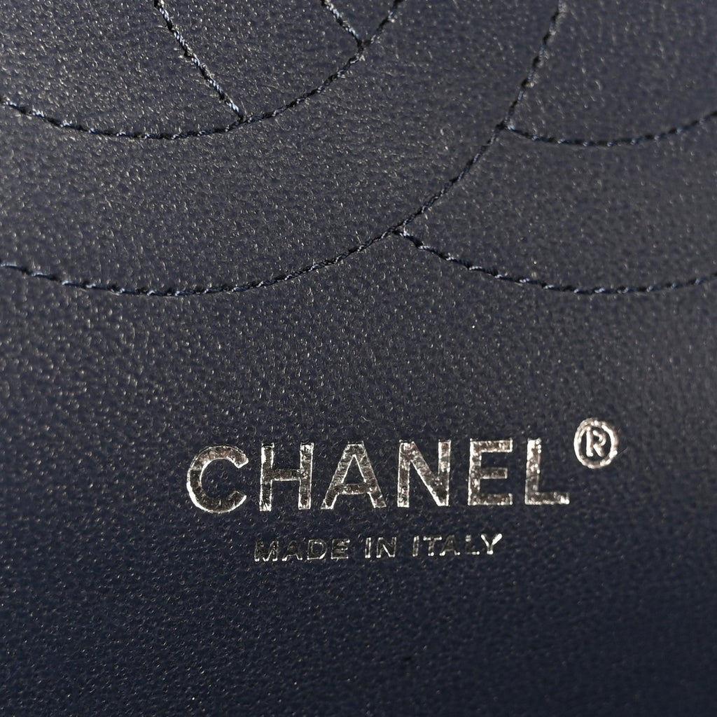 Caviar Quilted Jumbo Double Flap Navy Blue wholesalehk.shop