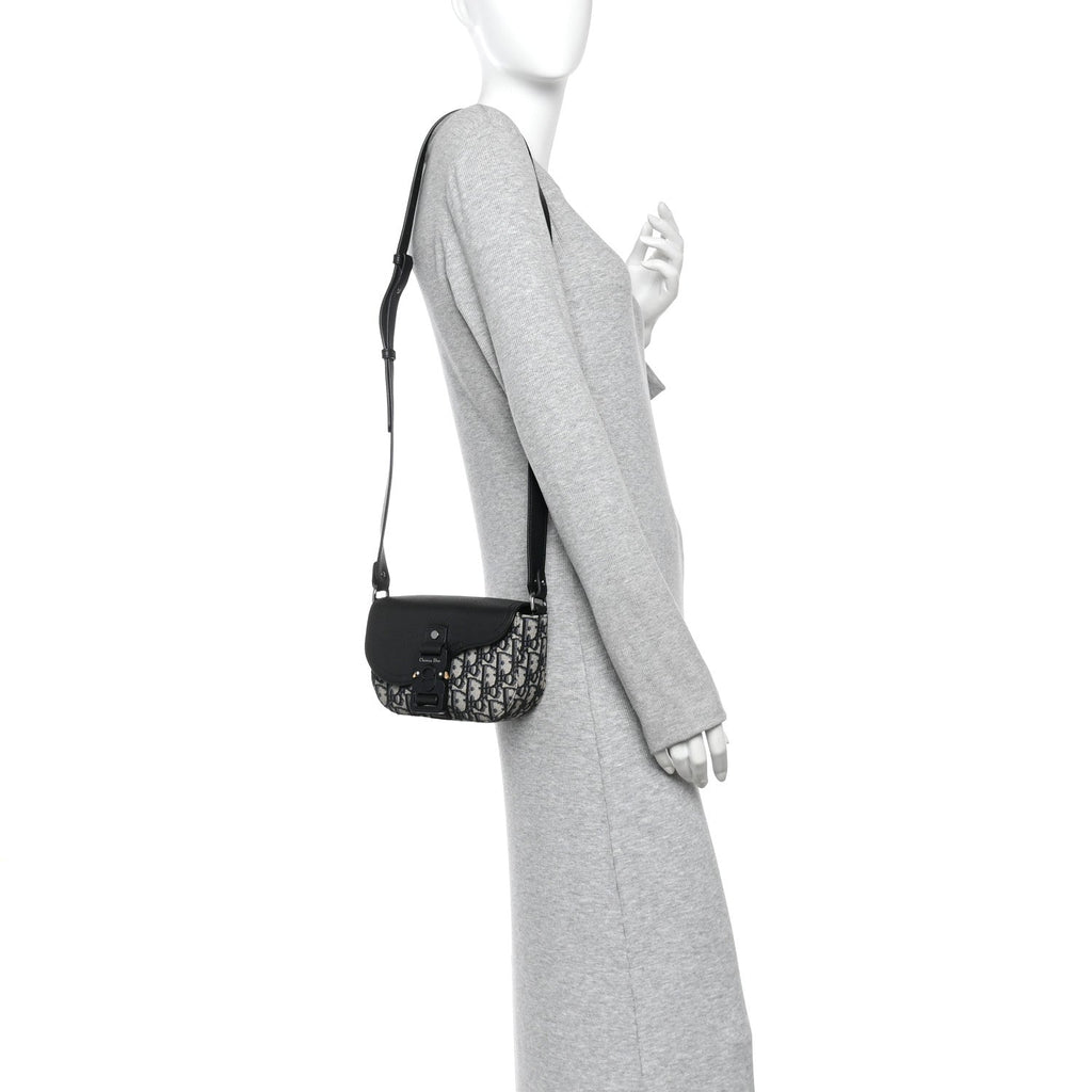 Grained Calfskin Oblique Mini Saddle Messenger Bag With Flap Beige Black wholesalehk.shop