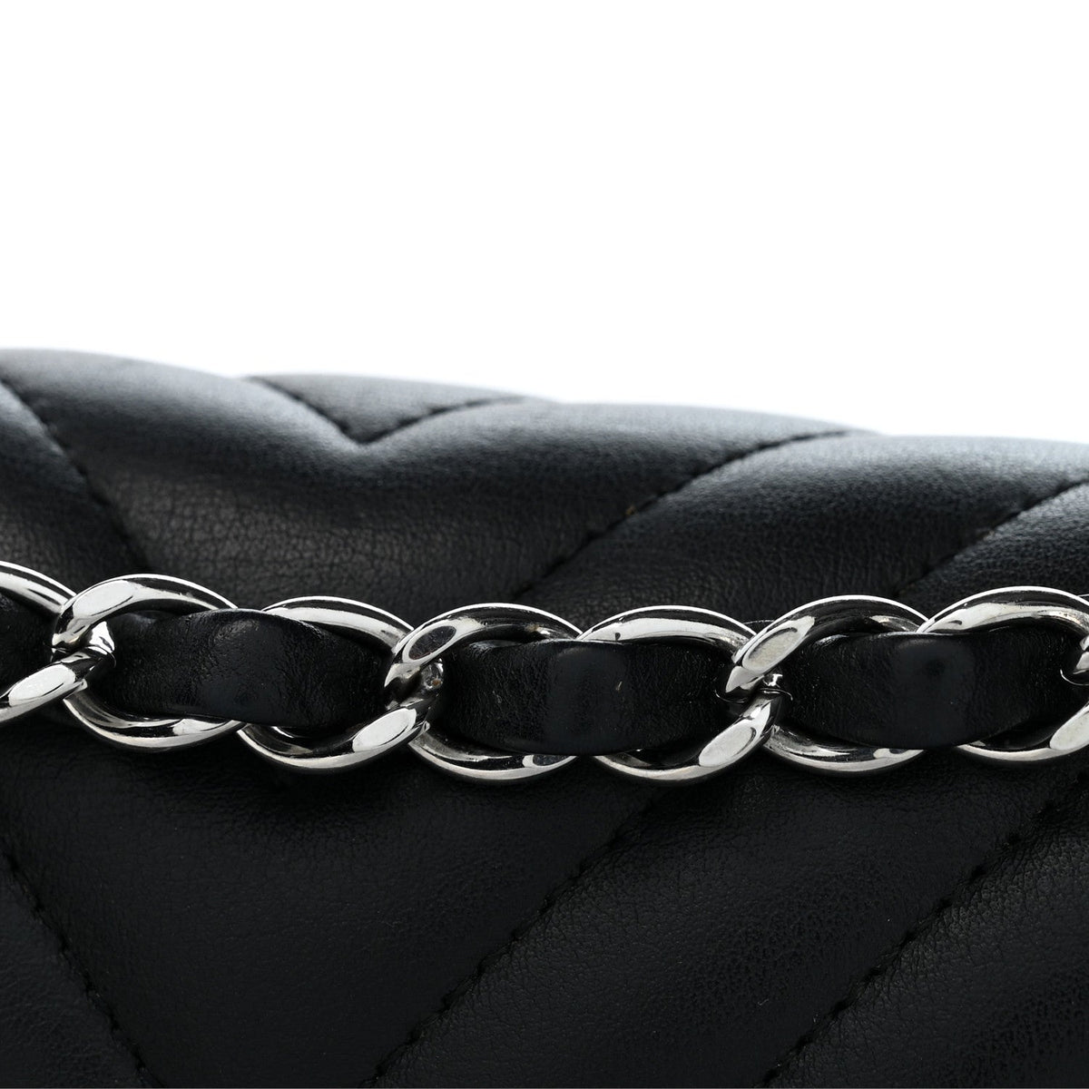 Lambskin Chevron Quilted Medium Double Flap Black wholesalehk.shop