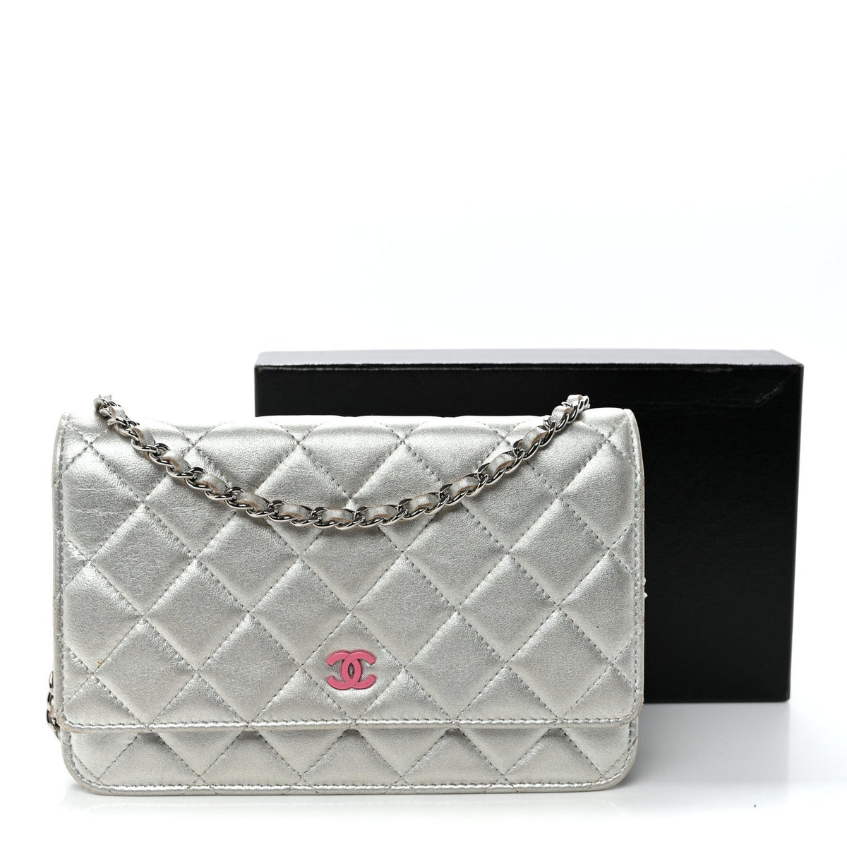 Metallic Lambskin Quilted Wallet On Chain WOC Silver wholesalehk.shop
