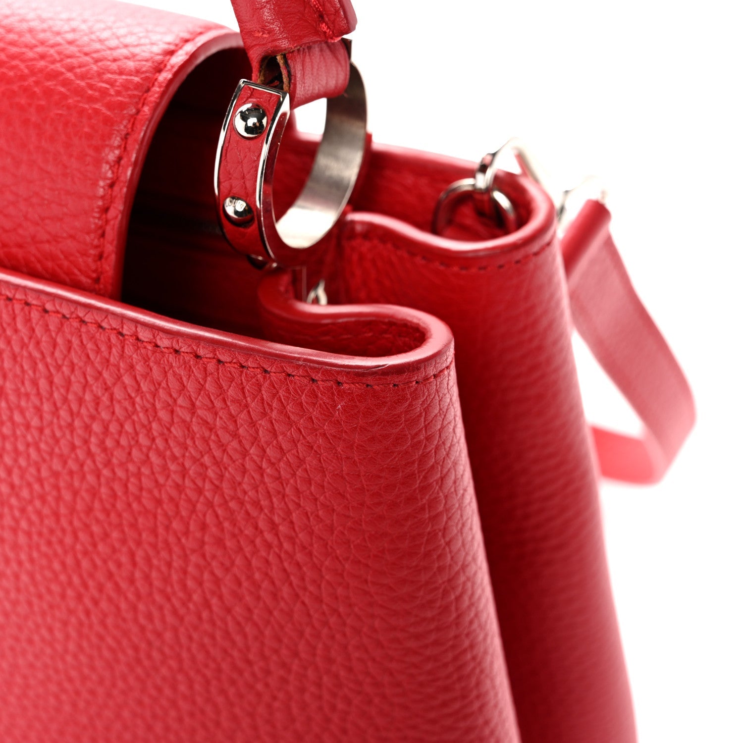 Taurillon Capucines PM Rubis £¨ Direct shipment via from wholesalehk.shop