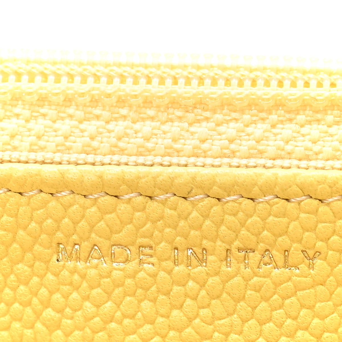 Caviar Quilted Tiny CC Wallet On Chain WOC Yellow wholesalehk.shop