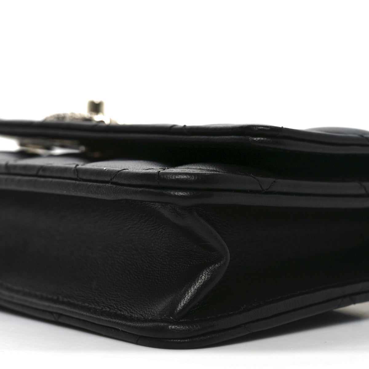 Lambskin Quilted Crystal Handle Wallet On Chain WOC Black wholesalehk.shop