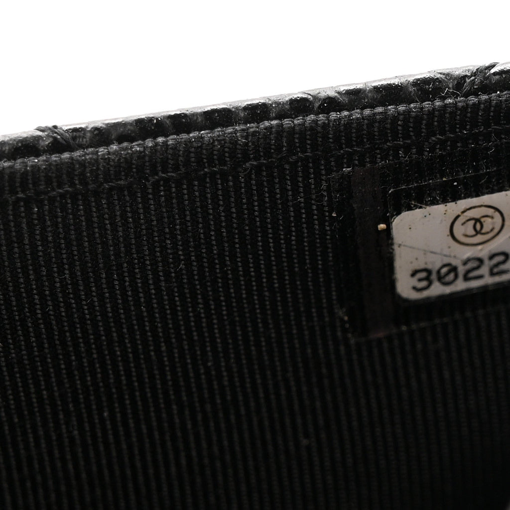 Caviar Quilted Wallet on Chain WOC Black wholesalehk.shop