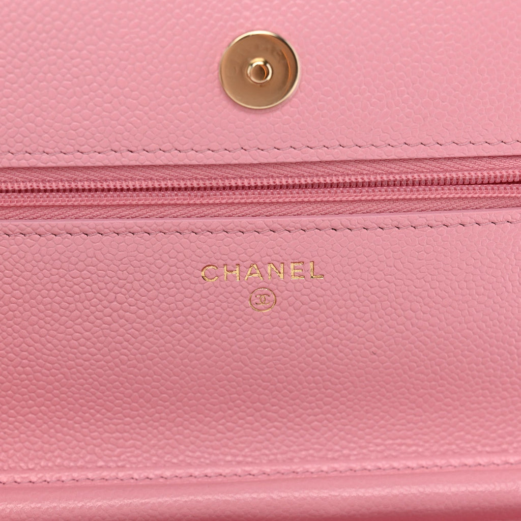 Caviar Quilted Multi Chain Wallet On Chain WOC Light Pink wholesalehk.shop