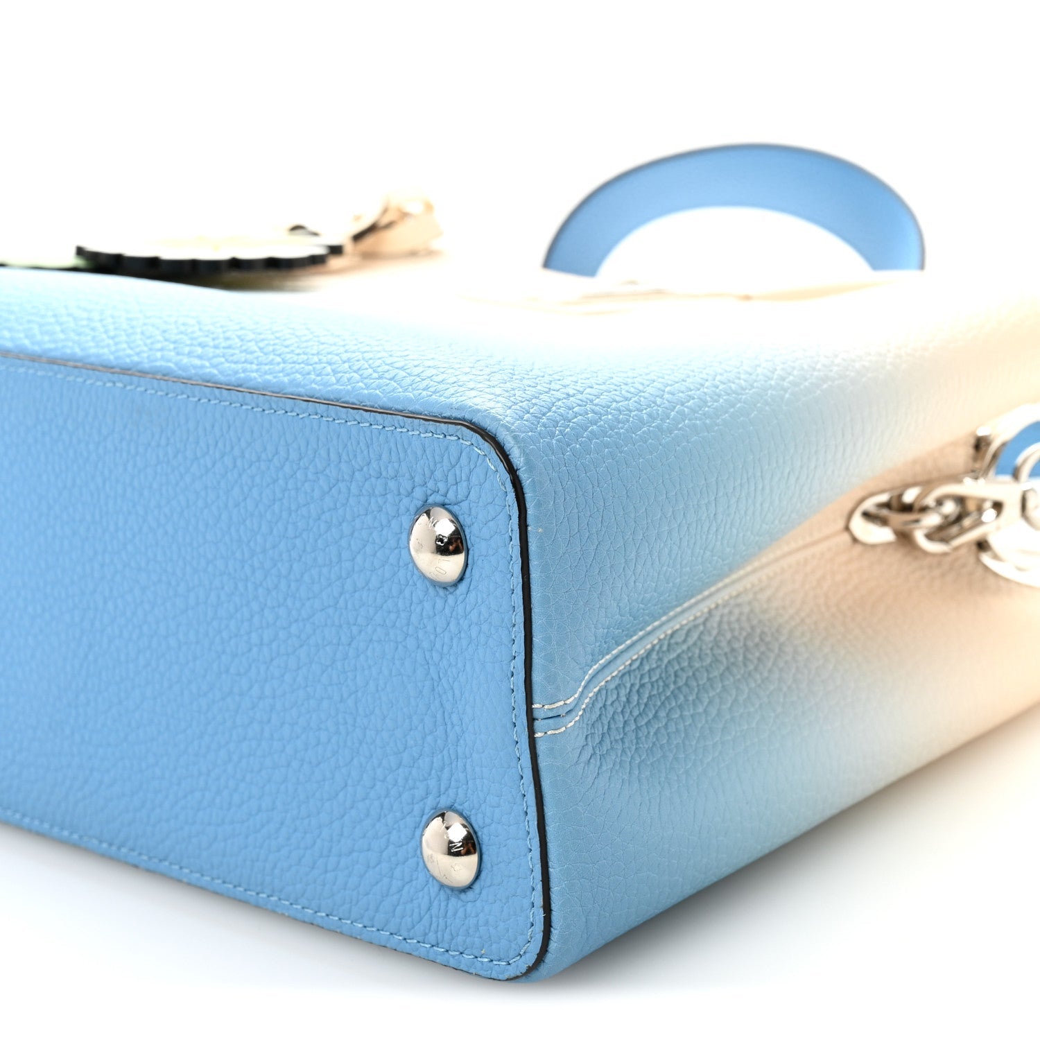 Taurillon Capucines MM Gradient Blue £¨ Direct shipment via from wholesalehk.shop