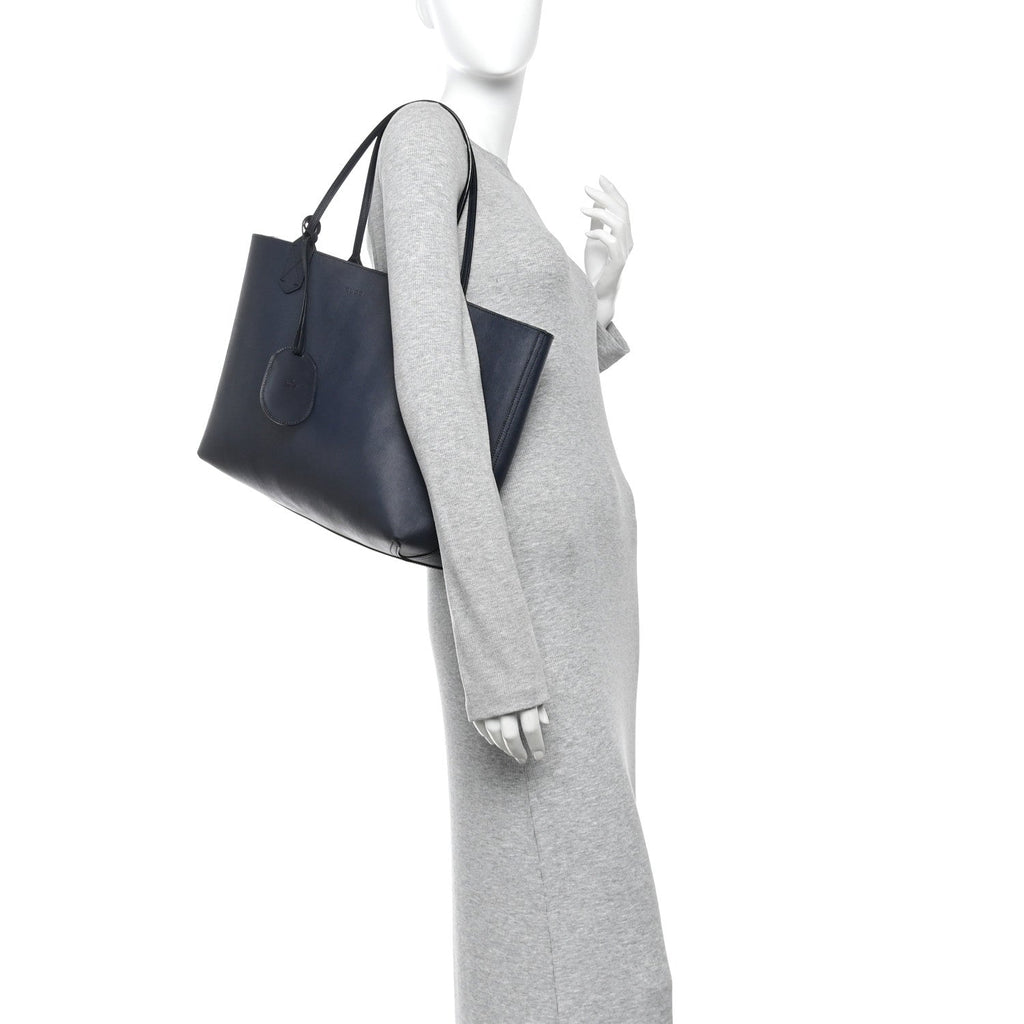 GG Supreme Monogram Blooms Medium Reversible Tote Beige Blue Navy wholesalehk.shop