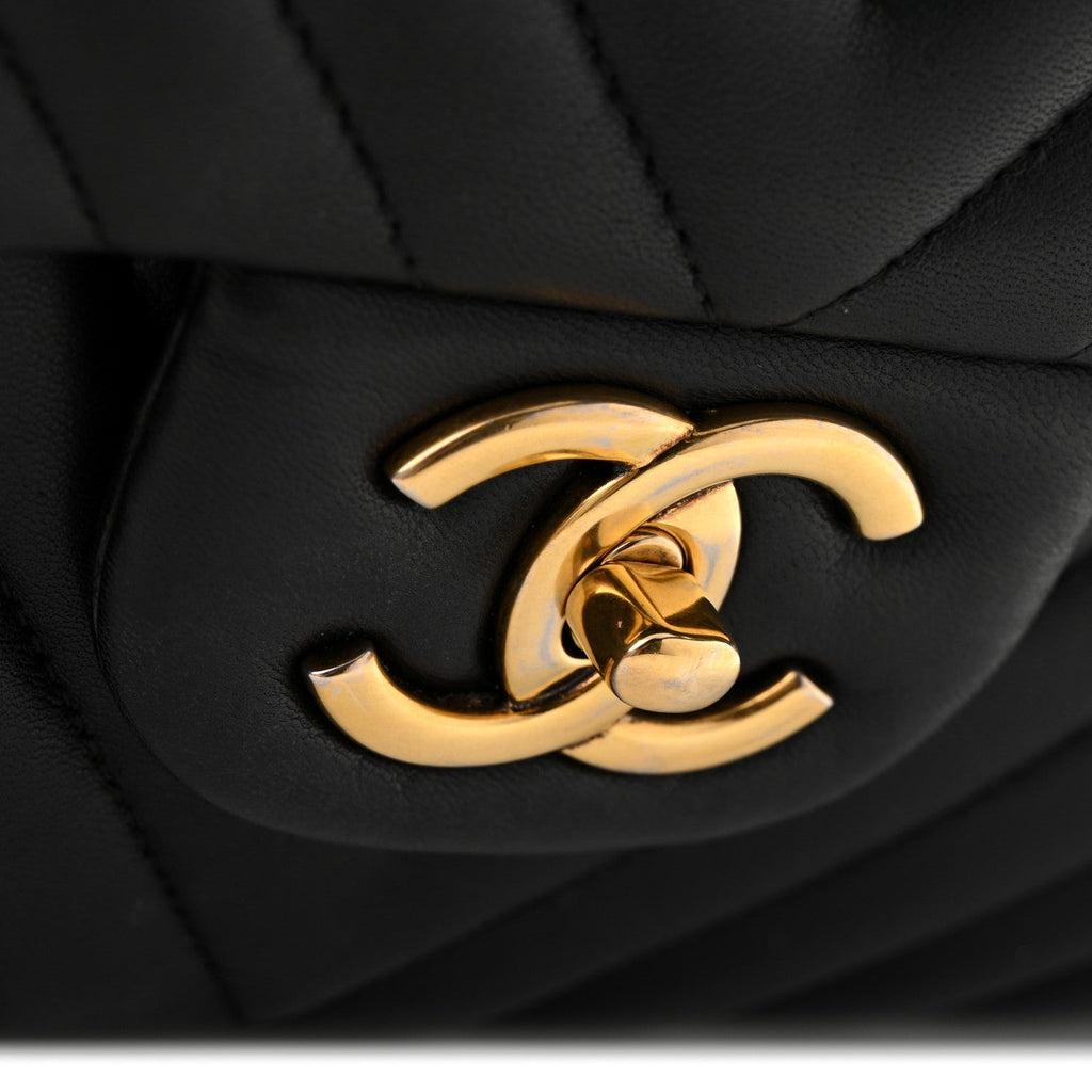 Lambskin Chevron Quilted Maxi Double Flap Black wholesalehk.shop