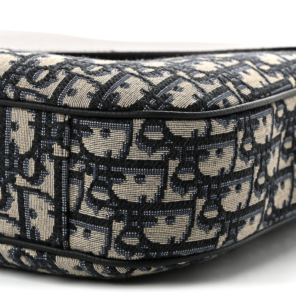 Grained Calfskin Oblique Large Saddle Messenger Black wholesalehk.shop