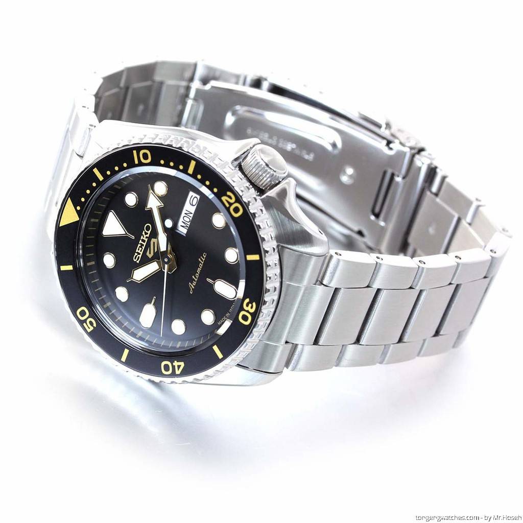 Seiko 5 Sports Automatic Black Dial Silver Steel Strap Watch For Men - SRPD57K1 wholesalehk.shop