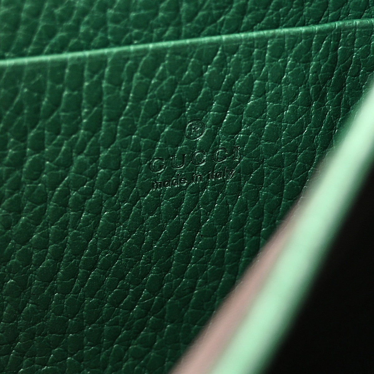 Calfskin Mini Dionysus Chain Wallet Emerald wholesalehk.shop
