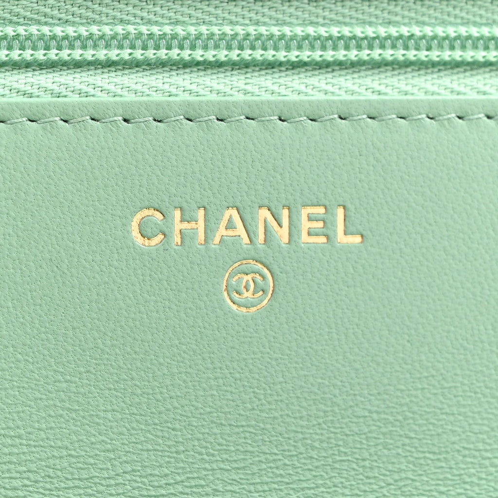 Lambskin Quilted Logo WOC Wallet On Chain Green wholesalehk.shop