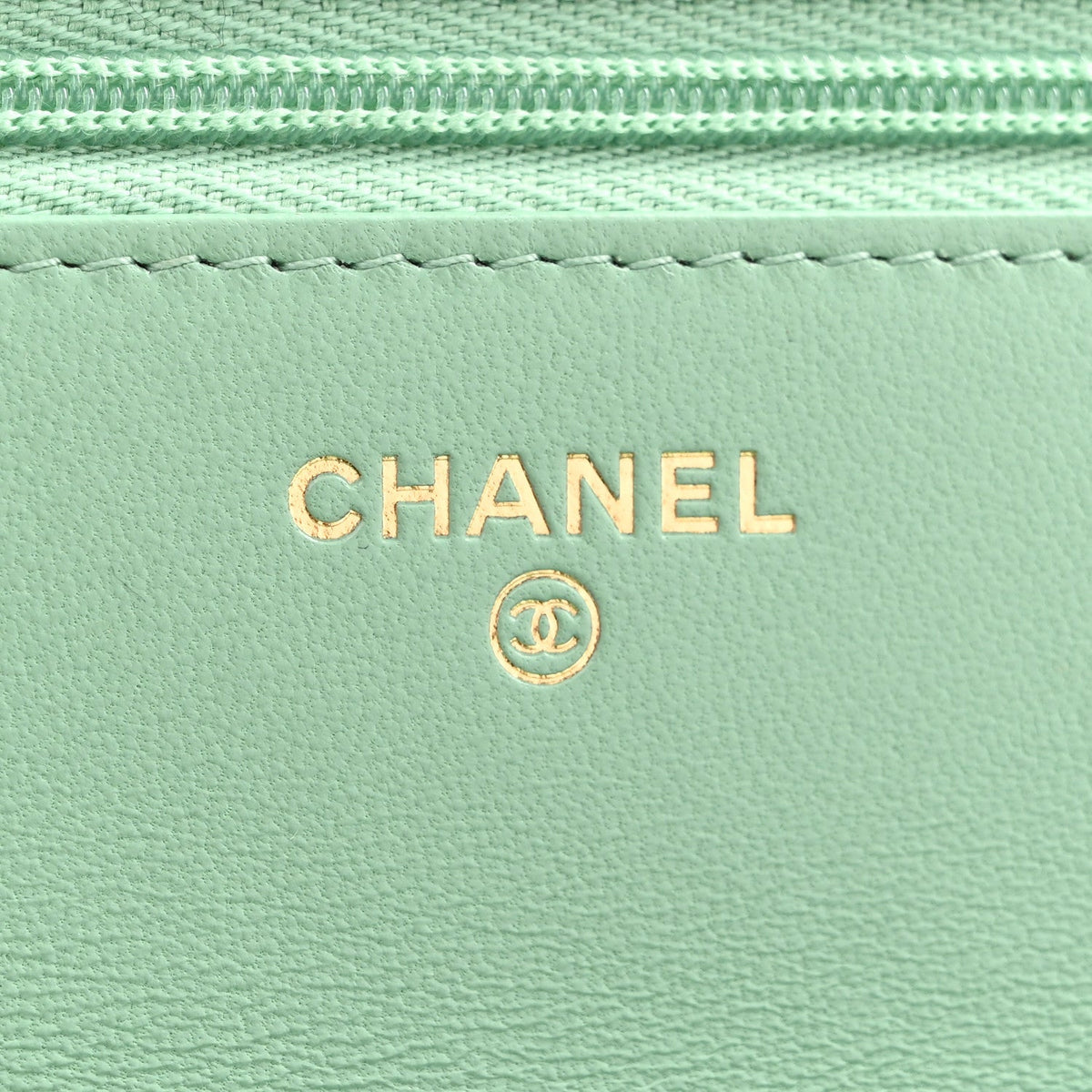 Lambskin Quilted Logo WOC Wallet On Chain Green wholesalehk.shop