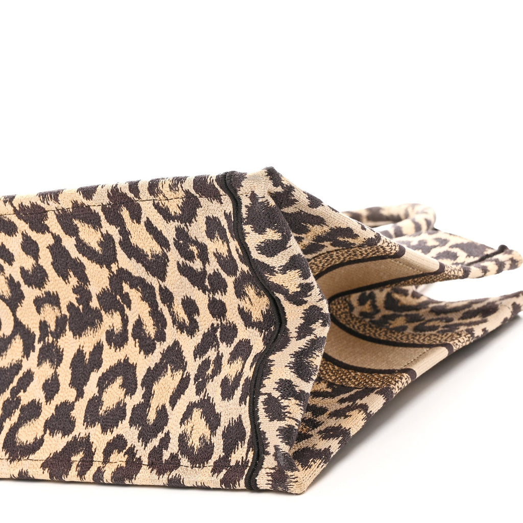 Canvas Mizza Embroidered Medium Leopard Book Tote Beige £¨ Direct shipment via from wholesalehk.shop