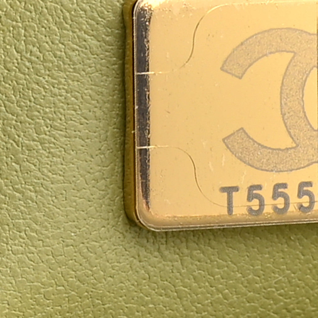 Calfskin Lizard Embossed Wallet On Chain WOC Green wholesalehk.shop