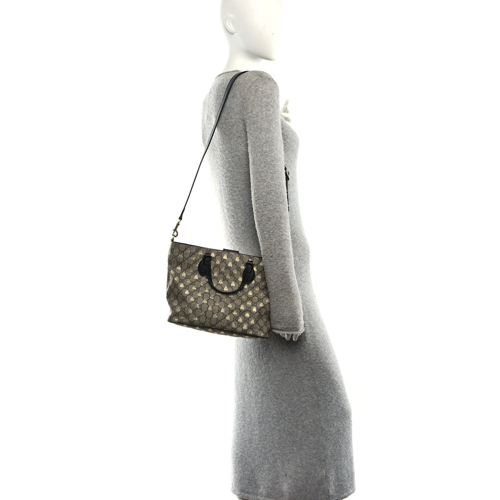Soft GG Supreme Monogram Bees Small Crossbody Tote Beige Oro Black wholesalehk.shop