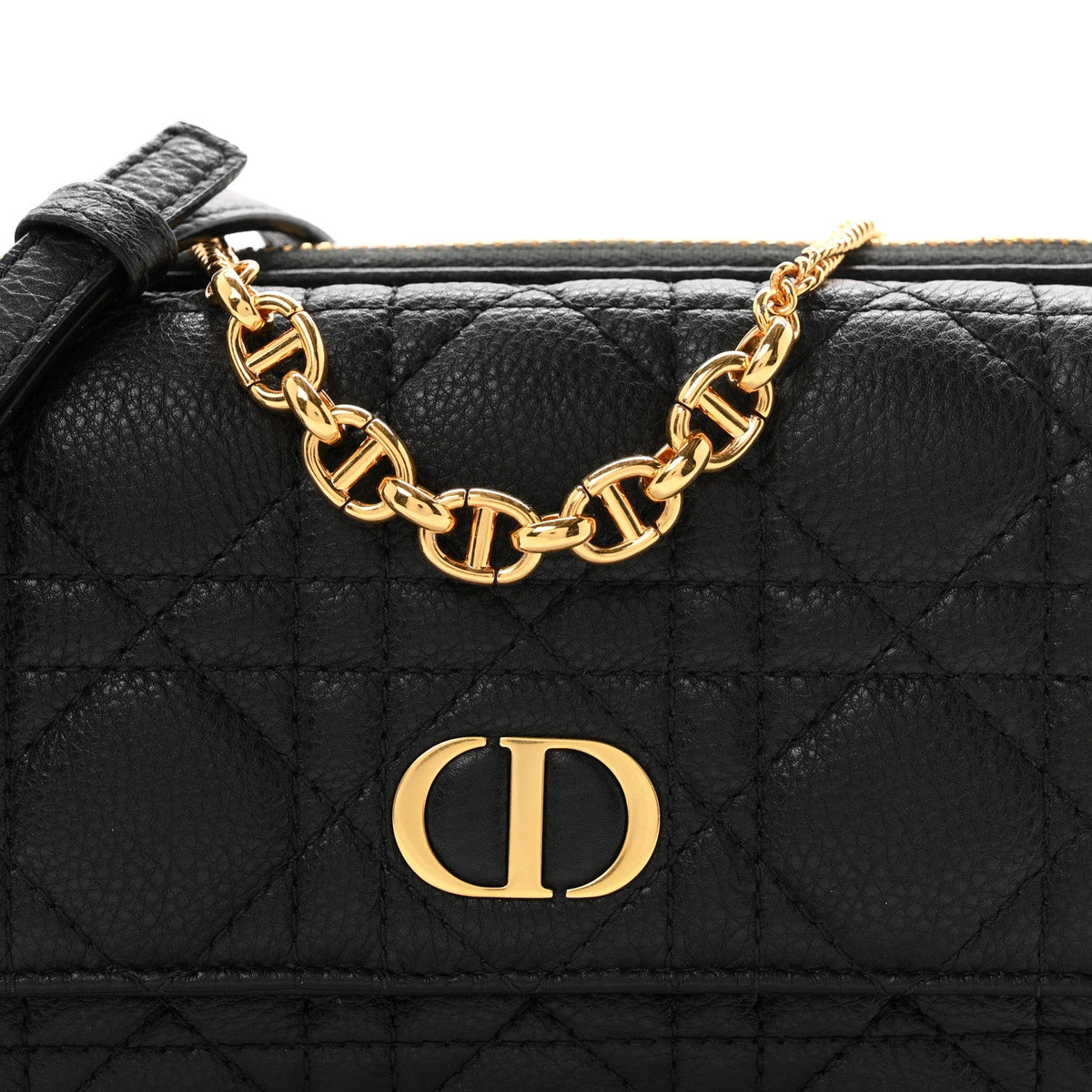 Supple Calfskin Cannage Caro Pouch With Chain  Black wholesalehk.shop