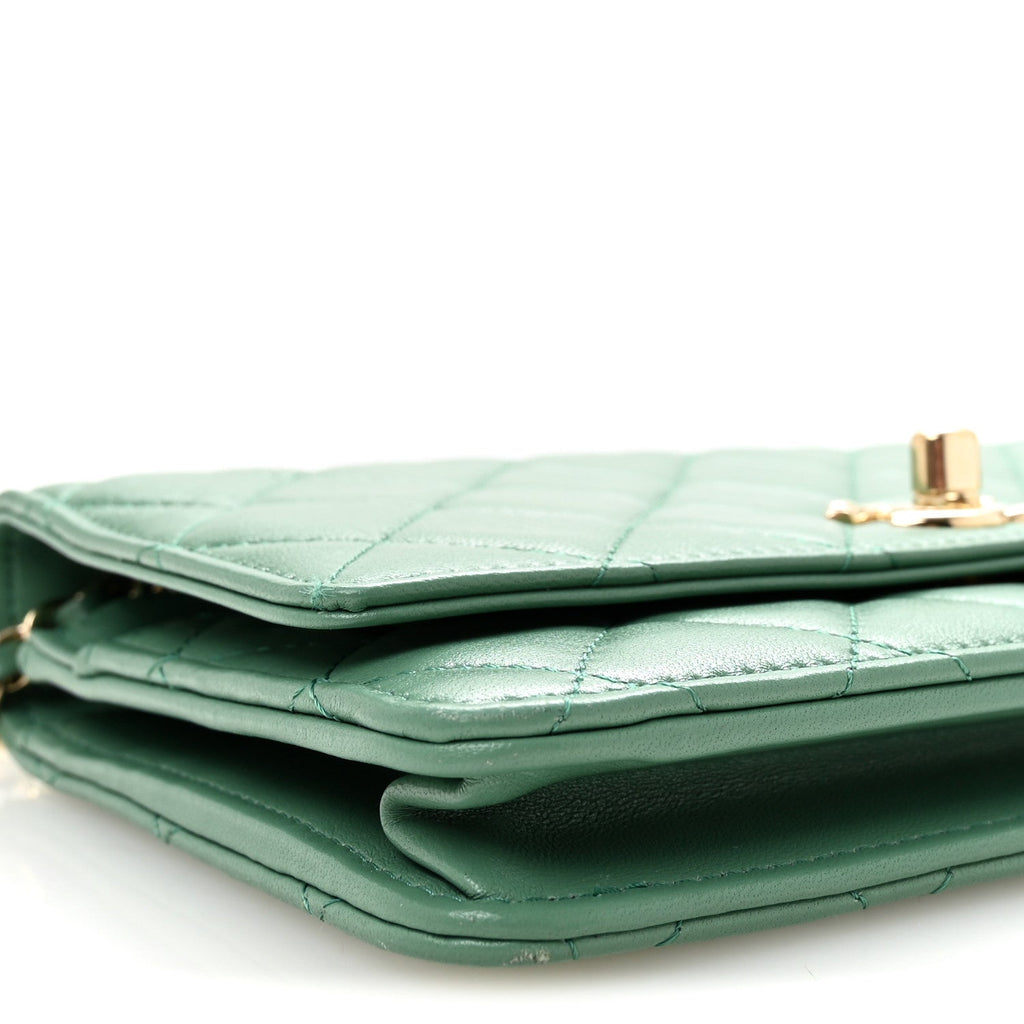Lambskin Quilted Trendy CC Wallet On Chain WOC Green wholesalehk.shop