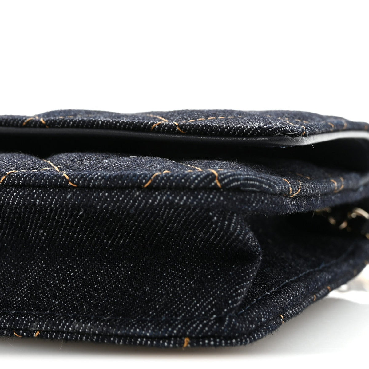 Denim Quilted CC Turnlock Wallet On Chain WOC Dark Blue Orange wholesalehk.shop
