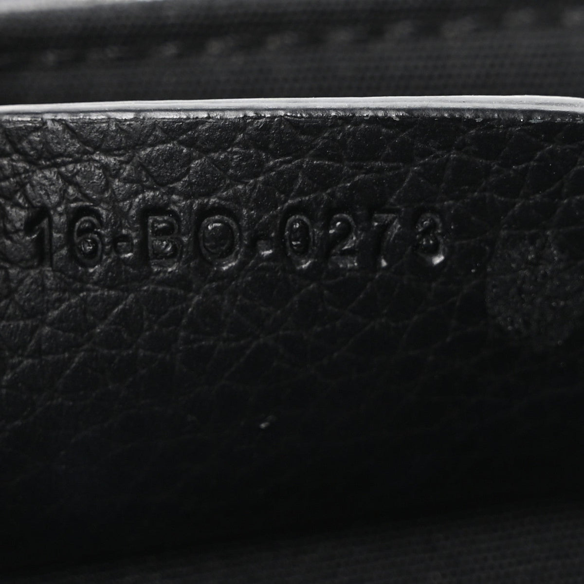 Grained Calfskin Oblique Mini Saddle Messenger Bag With Flap Beige Black wholesalehk.shop