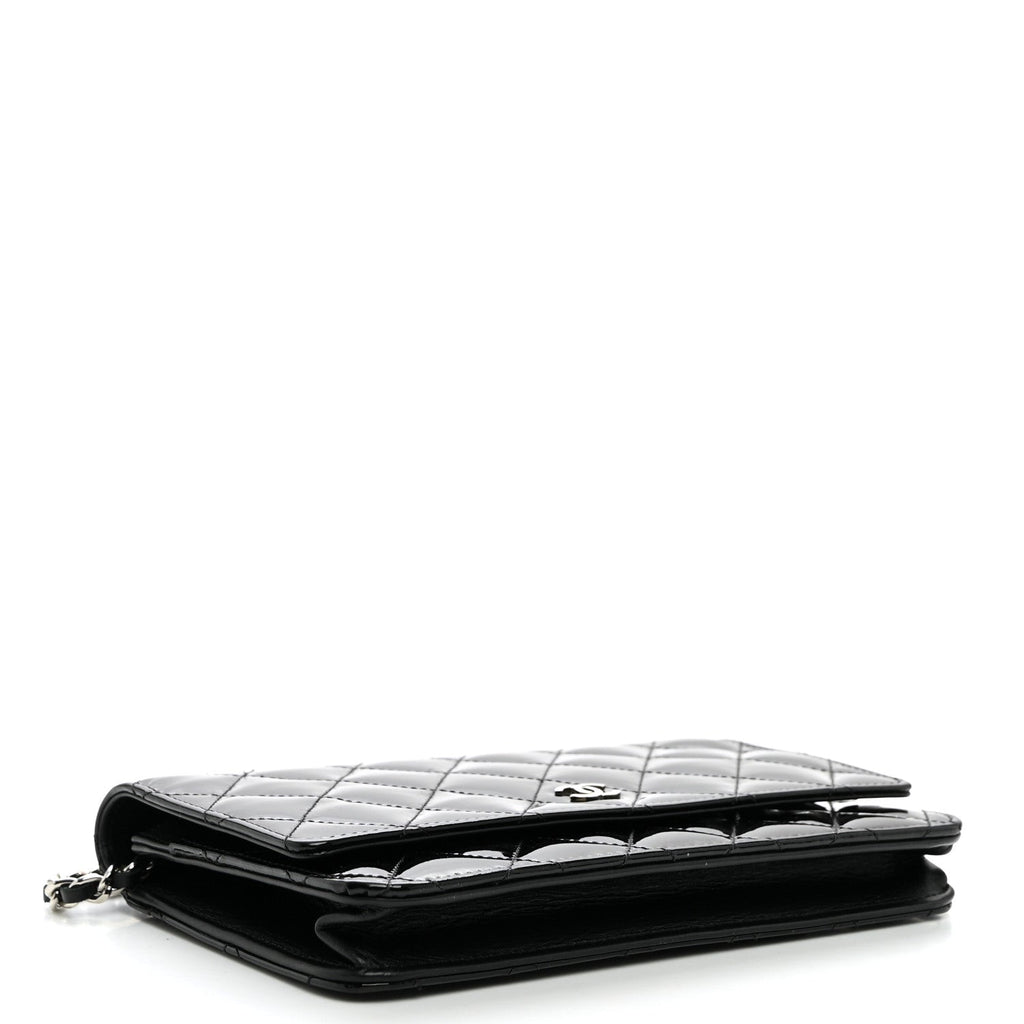 Patent Quilted Wallet On Chain WOC Black wholesalehk.shop