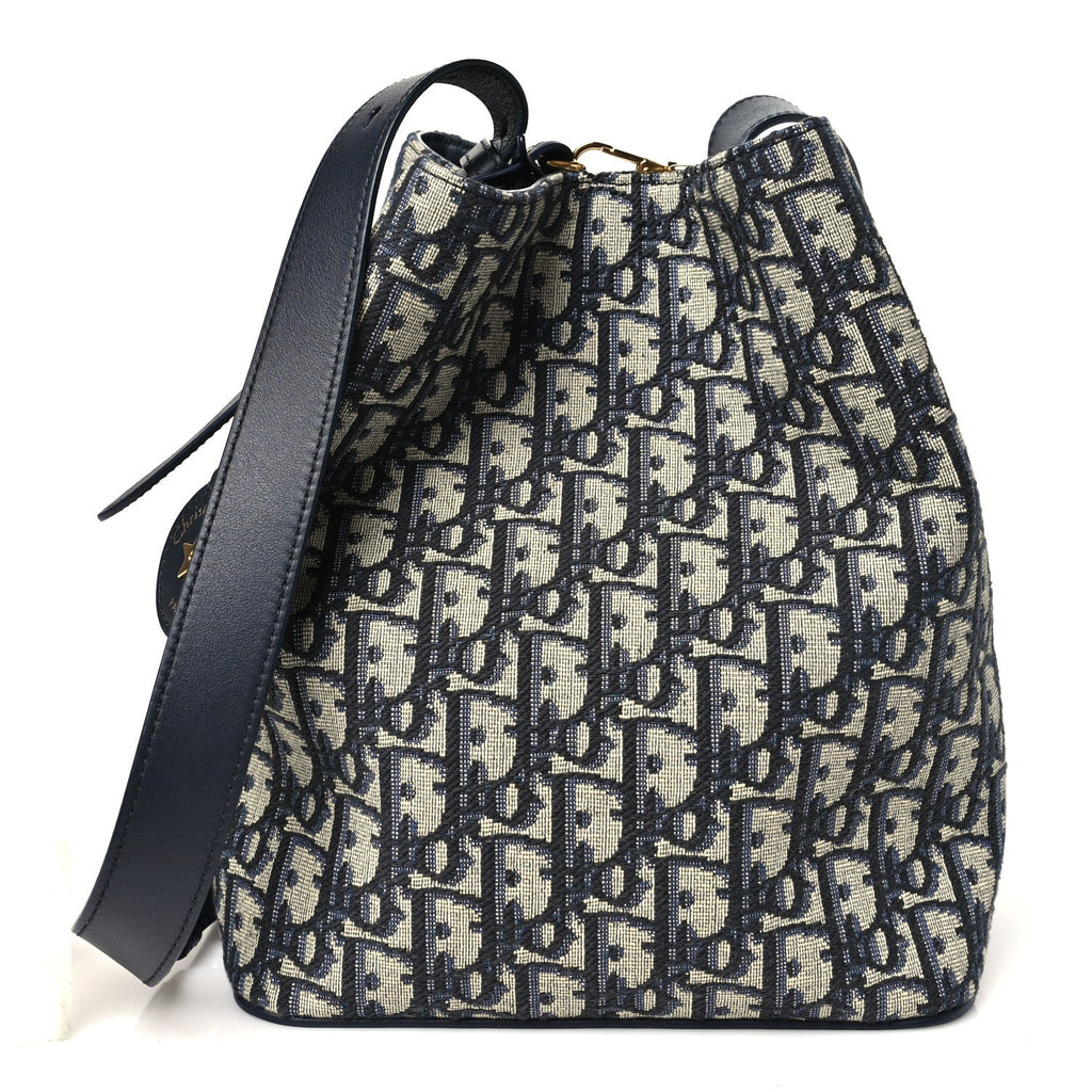 Oblique Bucket Bag Blue wholesalehk.shop