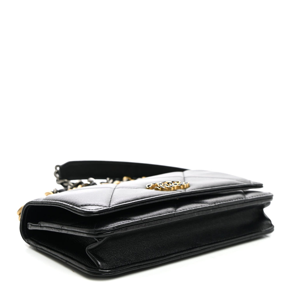 Lambskin Quilted Chanel 19 Wallet On Chain WOC Black wholesalehk.shop