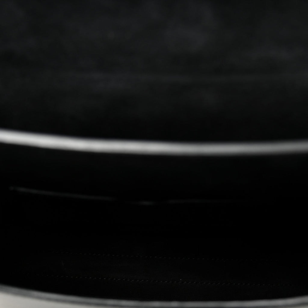 Box Calfskin Medium Bobby Flap Black wholesalehk.shop
