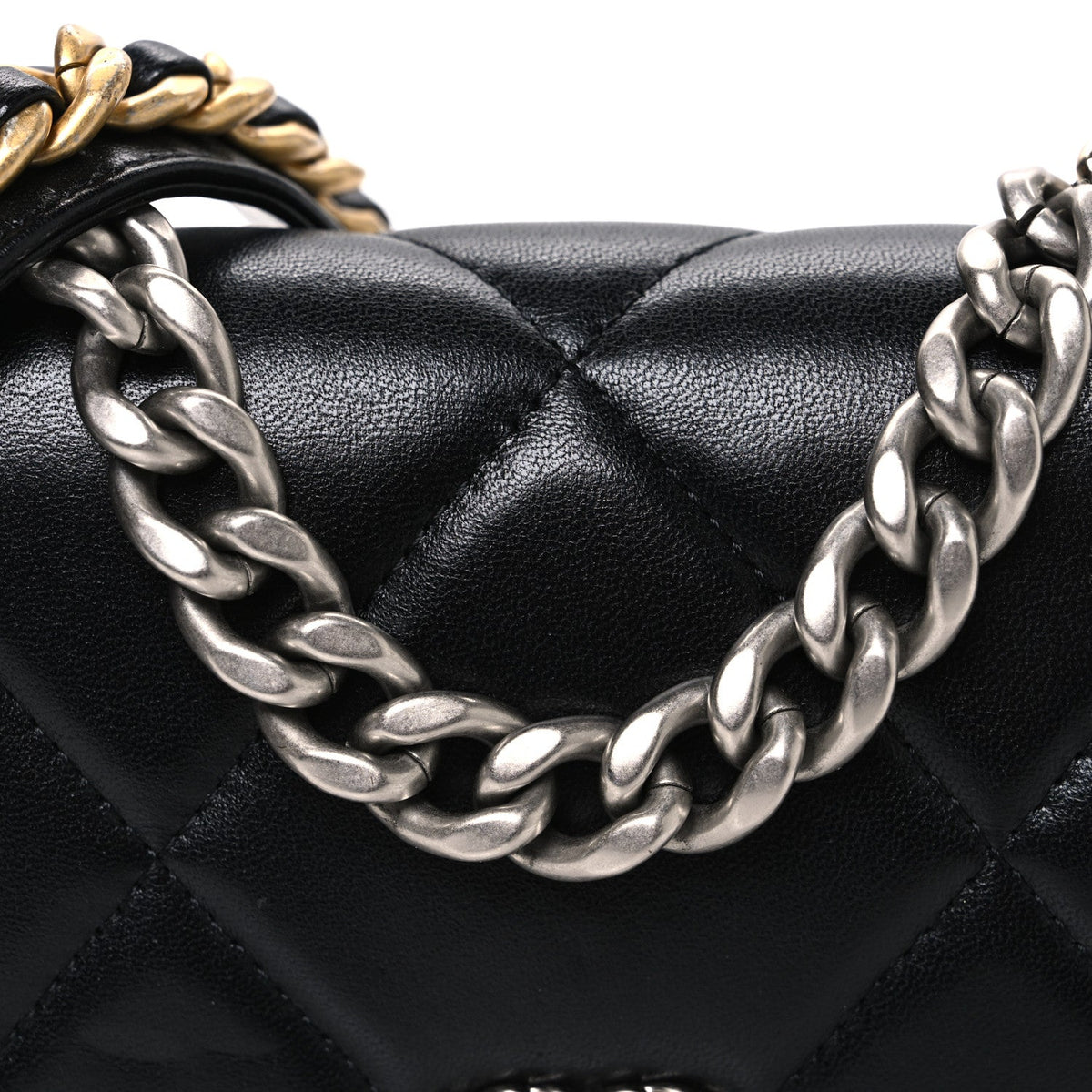 Lambskin Quilted Chanel 19 Wallet On Chain WOC Black wholesalehk.shop