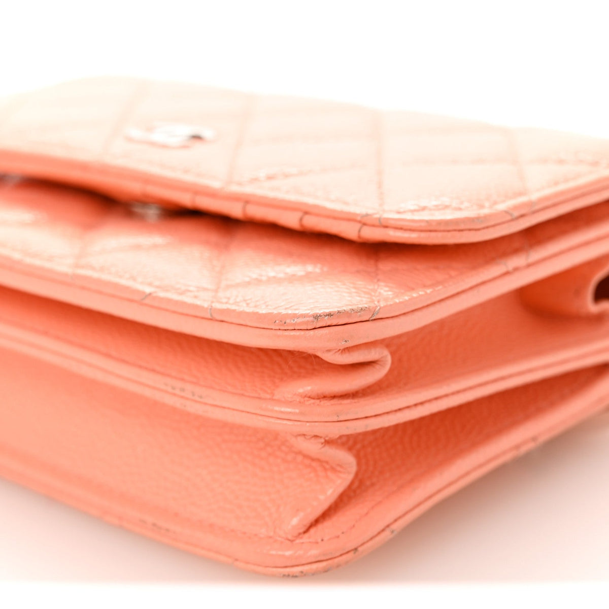 Caviar Quilted Mini Wallet On Chain WOC Coral wholesalehk.shop